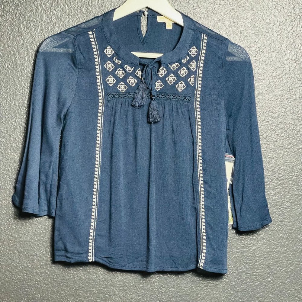 Chelsea & Violet Girls Navy Blue Woven Embroidered Peasant Top Size Medium NWT - Picture 2 of 8